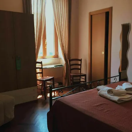 Roman Πανσιόν 3*